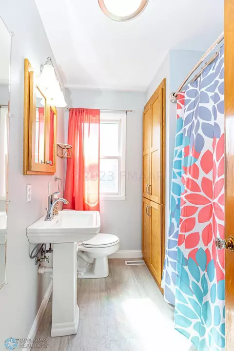 180 Maple St, Kindred, ND 58051 photo 16