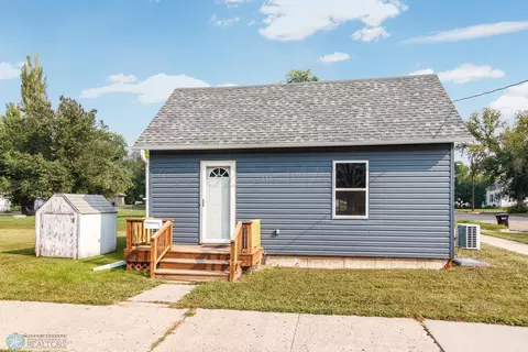 661 4th St SW, Valley City, ND 58072
