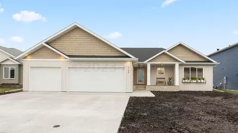 2145 12 St W, West Fargo, ND 58078