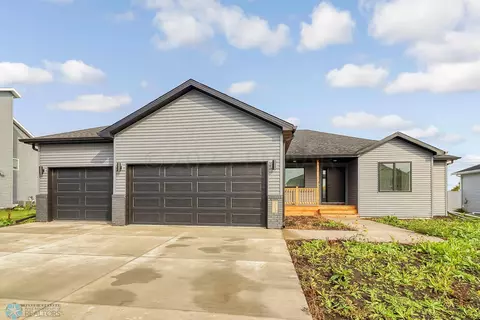 3533 47 Ave S, Fargo, ND 58104