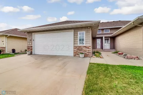 1540 19 Ave E, West Fargo, ND 58078