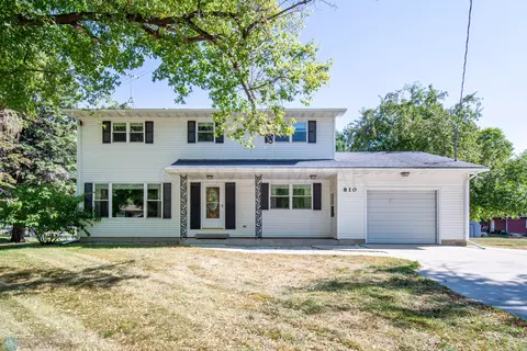 810 Parke Ave S, Glyndon, MN 56547
