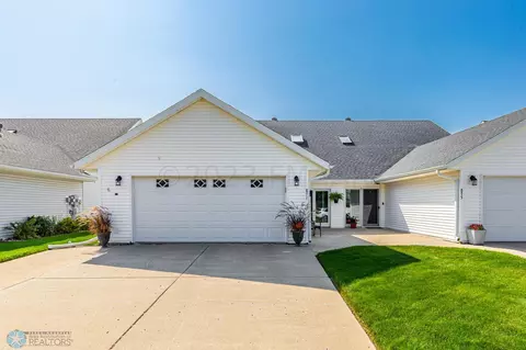 871 12 12 Ave W, West Fargo, ND 58078