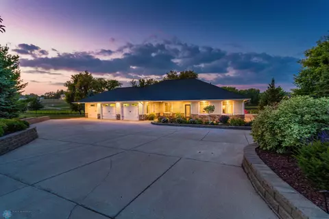 1515 Viking Ct, Fergus Falls, MN 56537