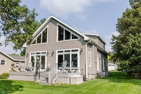 51779 Grobe Beach Rd, Detroit Lakes, MN 56501