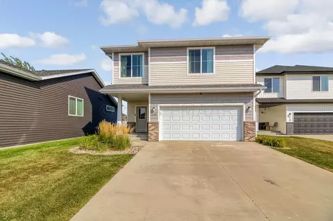 2145 11 St W, West Fargo, ND 58078