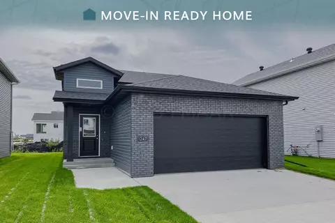 1247 Rachel Dr W, West Fargo, ND 58078