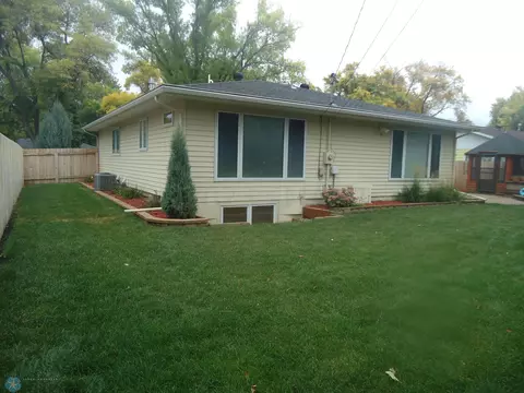 98 23 Ave N, Fargo, ND 58102 photo 8