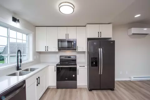 223 Maple Pointe Blvd, Mapleton, ND 58059 photo 9