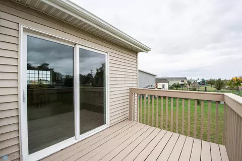 223 Maple Pointe Blvd, Mapleton, ND 58059 photo 38