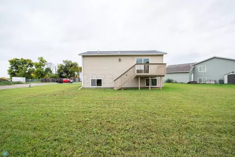 223 Maple Pointe Blvd, Mapleton, ND 58059 photo 37