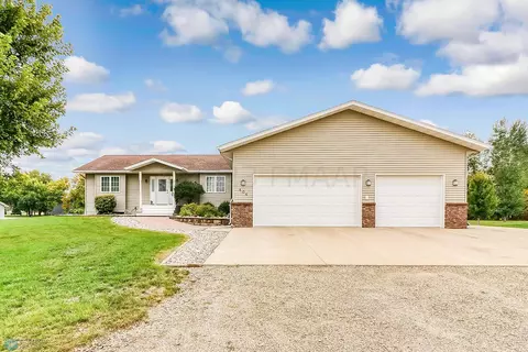 404 Blaine St N, Colfax, ND 58018