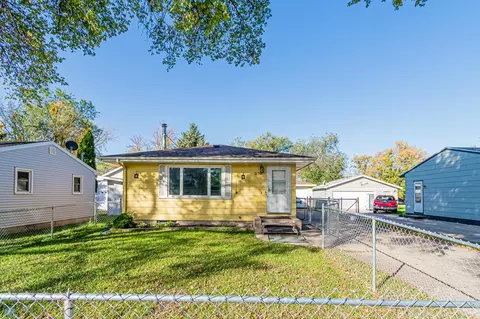 1110 28th St N, Fargo, ND 58102