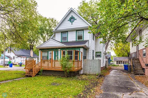 918 11 Ave N, Fargo, ND 58102