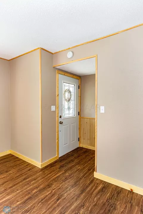 261 Maple St, Kindred, ND 58051 photo 3