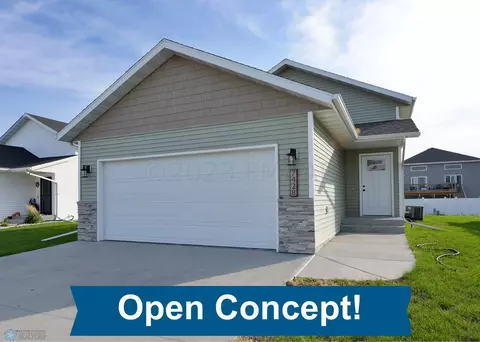 7428 20 St S, Fargo, ND 58104