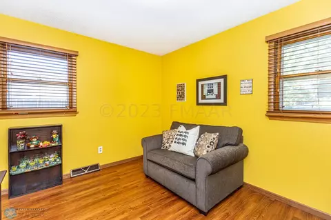 109 23 Ave N, Fargo, ND 58102 photo 18