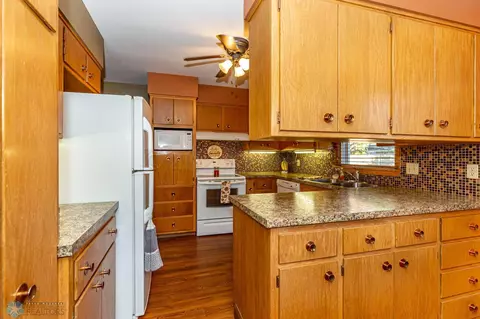 109 23 Ave N, Fargo, ND 58102 photo 12
