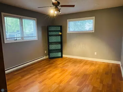 806 Maple St, Lisbon, ND 58054 photo 9