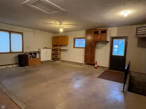 806 Maple St, Lisbon, ND 58054 photo 17