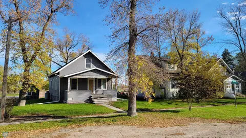 106 1st St, Wolverton, MN 56594