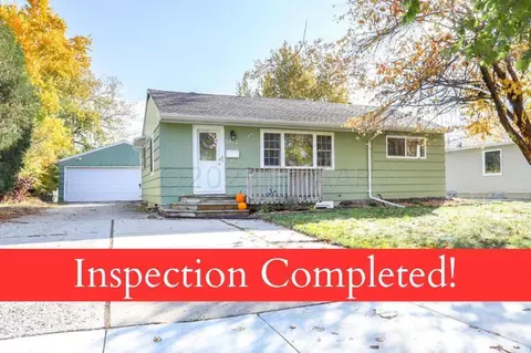 1412 17th St S, Moorhead, MN 56560