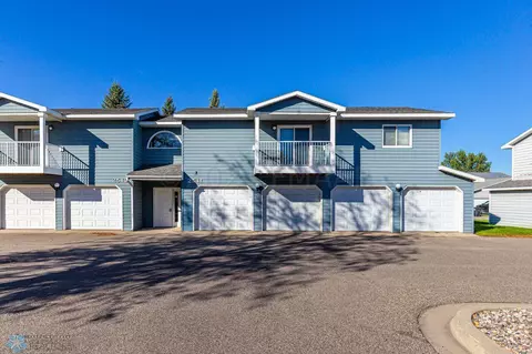 2541 25 St S #2541, Fargo, ND 58103