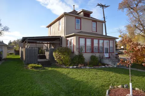 12 1 St NW, Dilworth, MN 56529