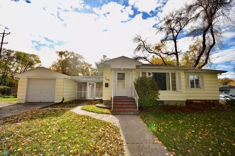 1114 15 Ave N, Fargo, ND 58102