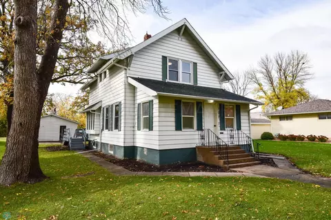 105 3rd St W, Ada, MN 56510