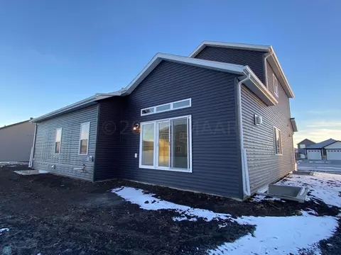 7341 Eagle Pointe Dr S, Fargo, ND 58104 photo 4