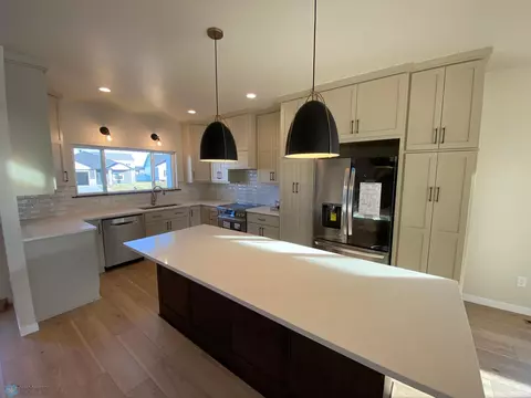 7341 Eagle Pointe Dr S, Fargo, ND 58104 photo 9