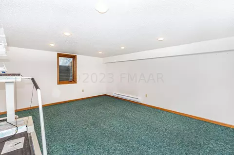 180 Walnut St, Kindred, ND 58051 photo 28