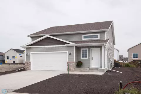 6354 83rd Ave S, Horace, ND 58047