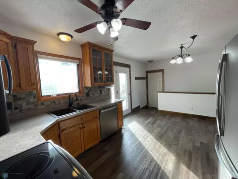 502 3 Ave NW, Barnesville, MN 56514 photo 5
