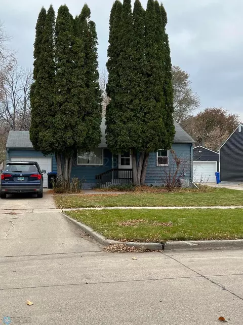 1521 13 12 St S, Fargo, ND 58103