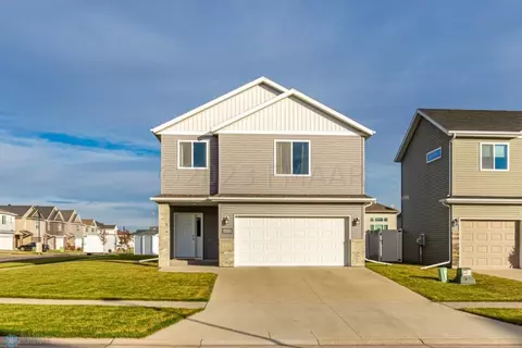 6095 58 Ave S, Fargo, ND 58104