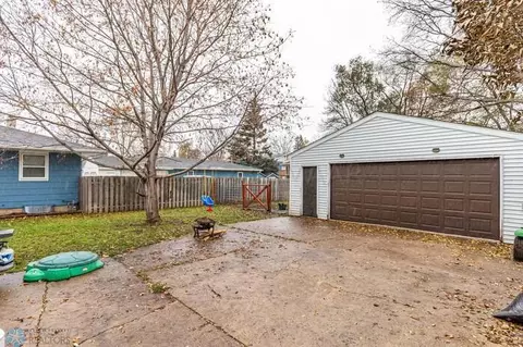 1317 16 St S, Fargo, ND 58103 photo 10