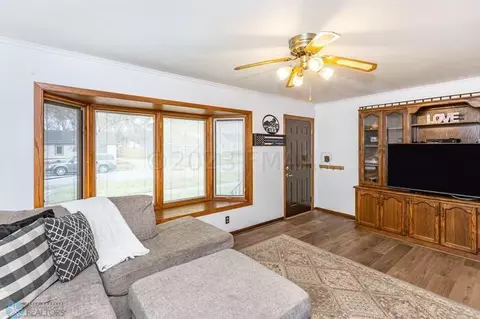 1317 16 St S, Fargo, ND 58103 photo 6