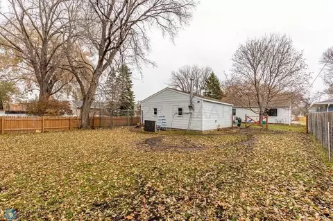1317 16 St S, Fargo, ND 58103 photo 8