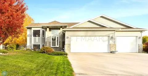 405 Mariann Ln, Dilworth, MN 56529