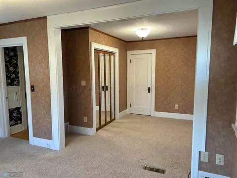 1202 7 St S, Fargo, ND 58103 photo 35