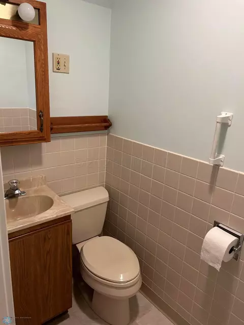 1202 7 St S, Fargo, ND 58103 photo 24