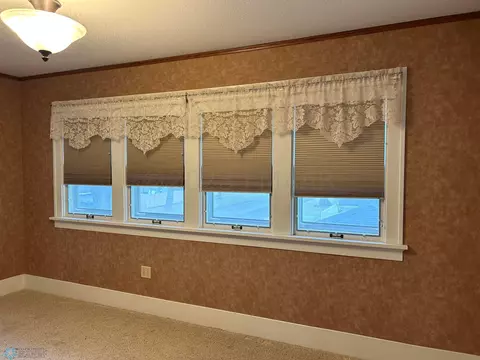 1202 7 St S, Fargo, ND 58103 photo 32