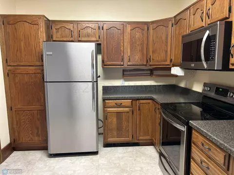 1202 7 St S, Fargo, ND 58103 photo 20