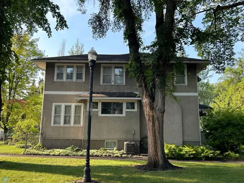 1202 7 St S, Fargo, ND 58103 photo 48