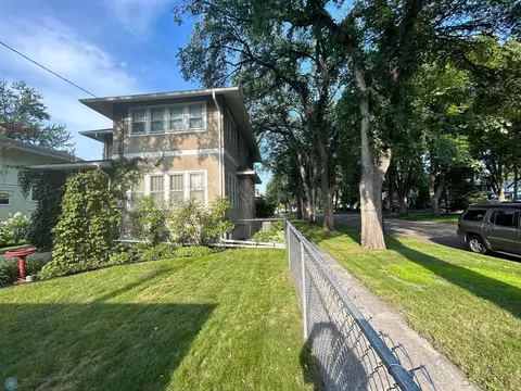1202 7 St S, Fargo, ND 58103 photo 45