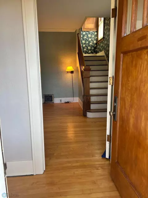 1202 7 St S, Fargo, ND 58103 photo 9
