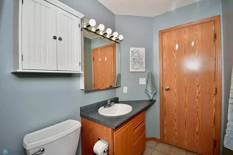 2123 60 Ave S, Fargo, ND 58104 photo 23
