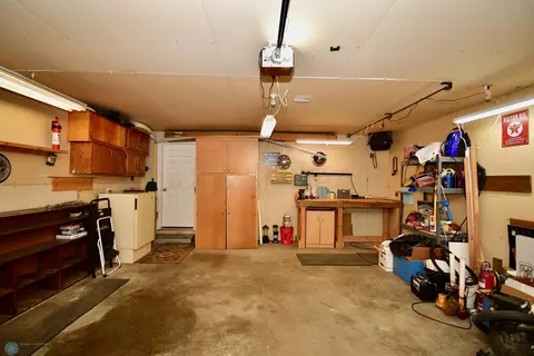 2123 60 Ave S, Fargo, ND 58104 photo 38